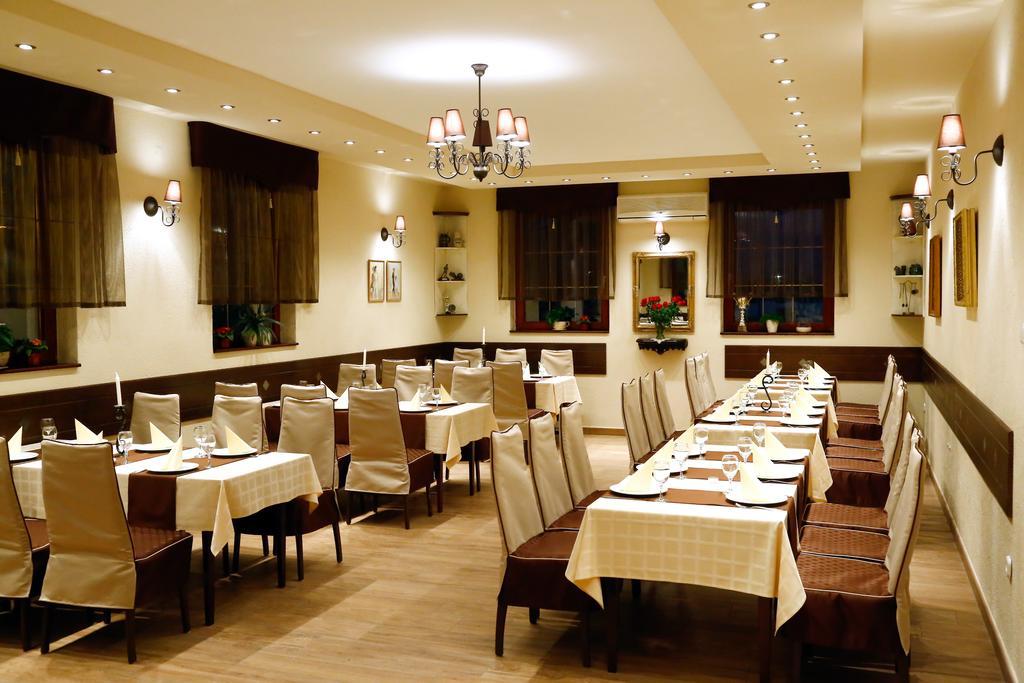 Bajor Panzio Bed and Breakfast Kecskemét Esterno foto