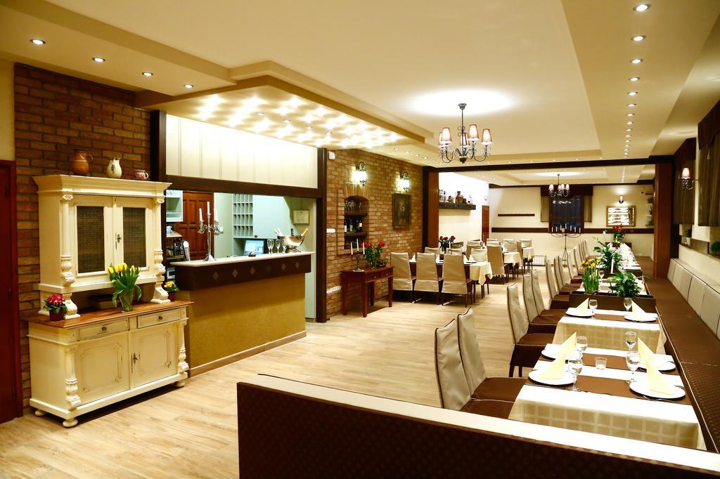 Bajor Panzio Bed and Breakfast Kecskemét Esterno foto